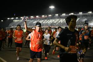 BIB: 170, 27465, 22065, 2372, 7324, , 
                            <button type="button" onclick="openModal(10665216)" class="btn btn-primary btn-sm float-right btn-popup" data-toggle="modal" data-target=".modal-high-quality">
                        <i class="fas fa-shopping-cart"></i> Add to Cart
                    </button>
                                            <button type="button" onclick="isThisMe(10665216, true)" class="btn btn-success btn-sm float-right btn-popup btn-isme hidden" data-toggle="tooltip" data-placement="bottom" title="นี่คือรูปของคุณใช่ไหม คลิกที่นี่เพื่อเอาเข้าอัลบั้ม">
                        <i class="fas fa-plus"></i> Add to album
                    </button>
                    <button type="button" onclick="isThisMe(10665216, false)" class="btn btn-warning btn-sm float-right btn-popup btn-isnotme hidden">
                        <i class="fas fa-ban"></i> Remove from album
                    </button>